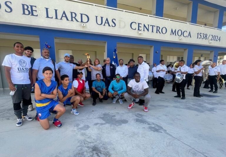 Moca recibe la antorcha de los Juegos Deportivos Universitarios de la UASD